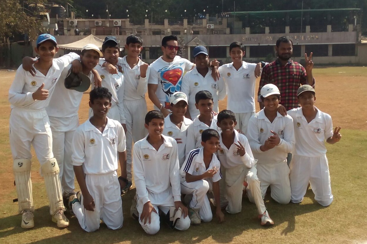 Vinit Paralkar seals the final with 12 wickets against Vibgyor in