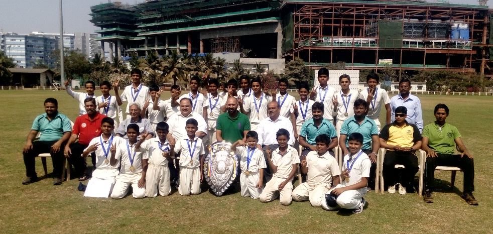 Al Barkat School Kurla - Winner Up Team in Giles Shield Inter School Cricket Tournament 2016-17