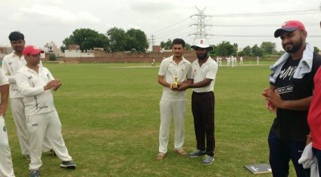 Off-Spinner Amit Dalal scalps stunning figures of 5/5 in the ongoing Skyline T20 Corporate League