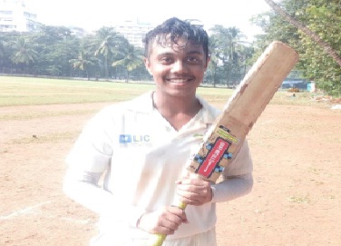 All-rounder Kunj Vora’s superb form steers HR College to 3 back to back wins in the DSO under 17 tournament