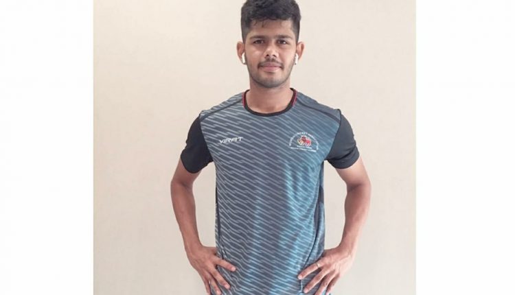 Jai Kothari took 4/8 at Goregaon Sports Club