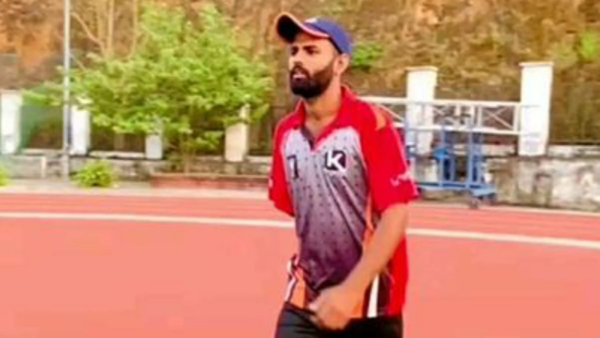 Rohit Singh Sisodiya- Cricketer with one Hand