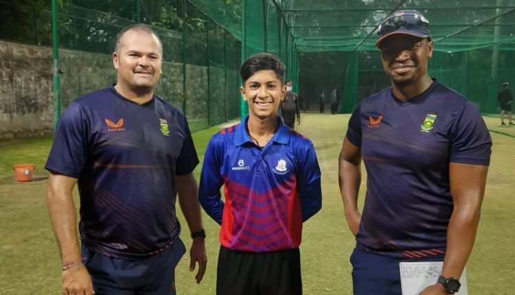 Raunak Waghela with South Africa Team Coaches