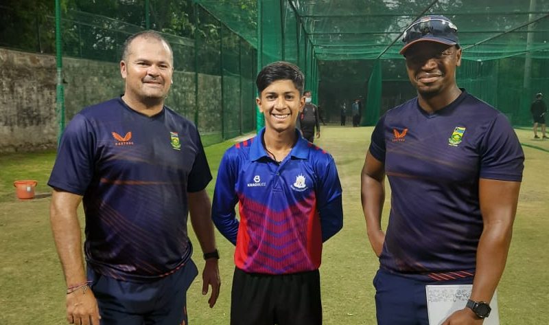 Raunak Waghela with South Africa Team Coaches