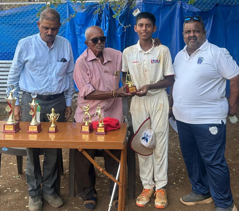 Vihan Aswale ( Man of the Match)Vihan Aswale ( Man of the Match)
